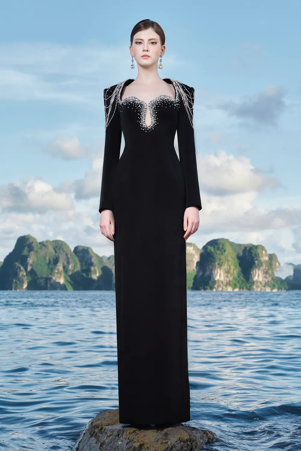 Tear Drop Chest Long Sleeves Straight Dress